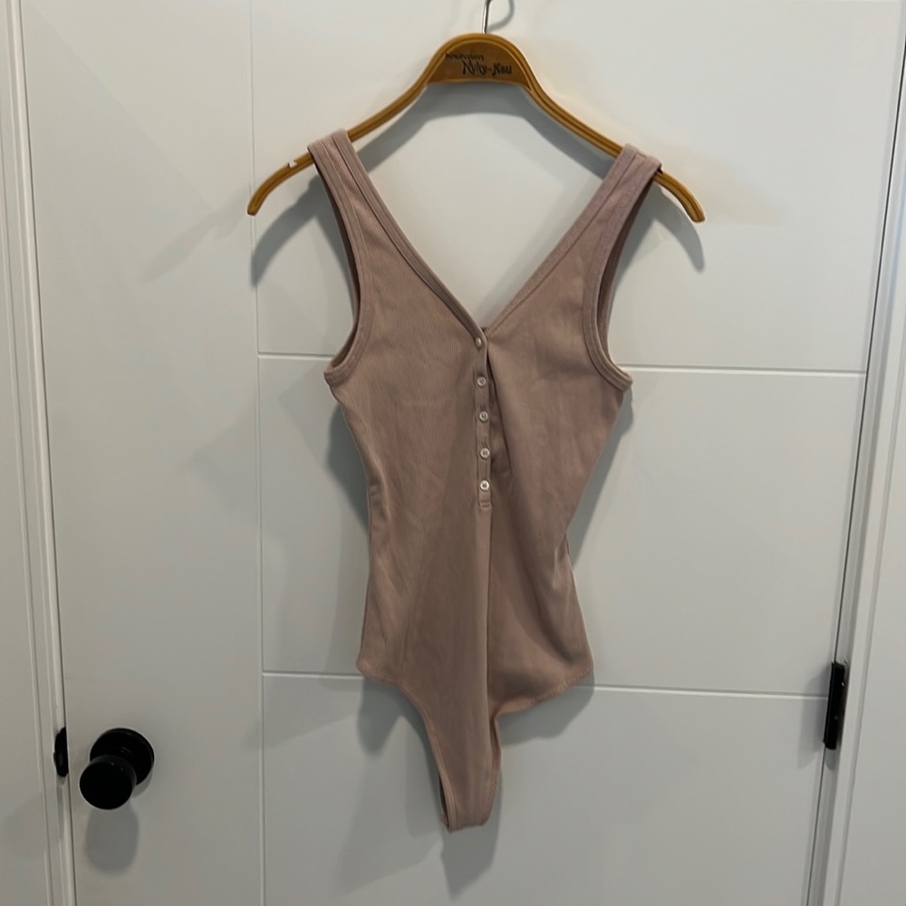 Abercrombie & Fitch body suit size medium